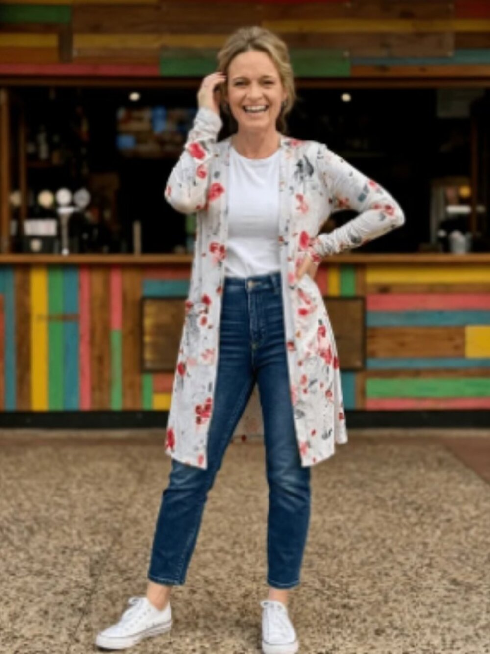 Michelle Mae Lightweight Floral Open Cardigan in Pink and White Floral